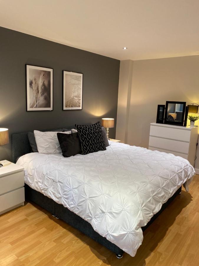 City Centre Modern Studio Apartment - Westone Free Wifi, Gym Access, Netflix Шефилд Экстерьер фото
